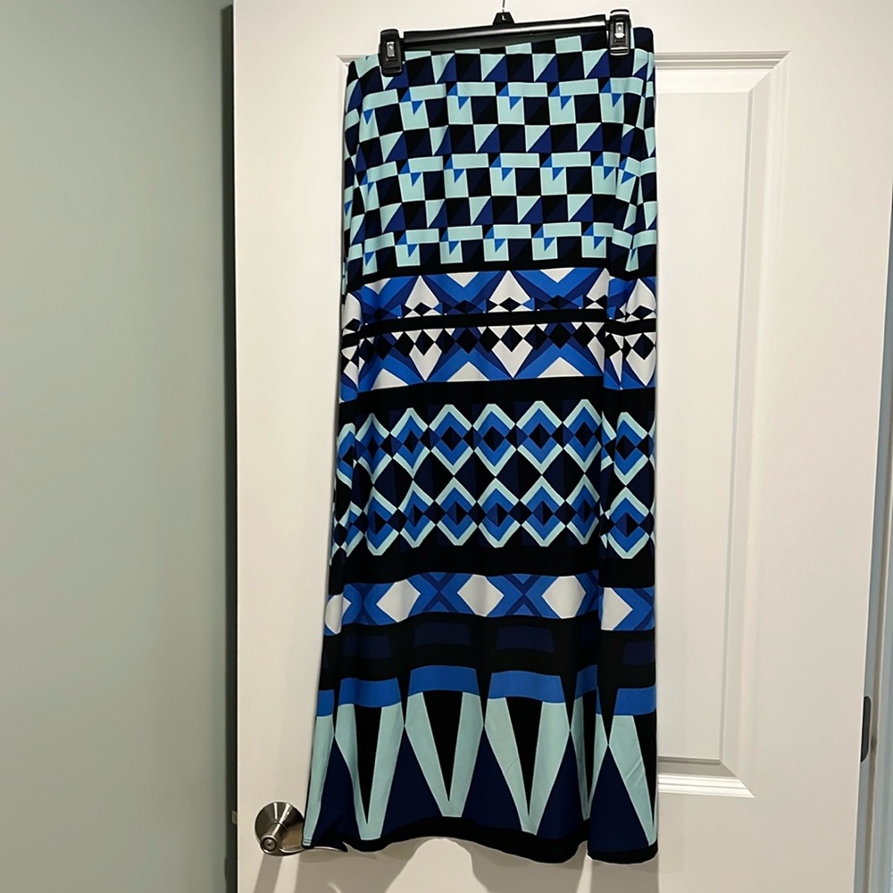 Eci Maxi skirt - geometric pattern size M